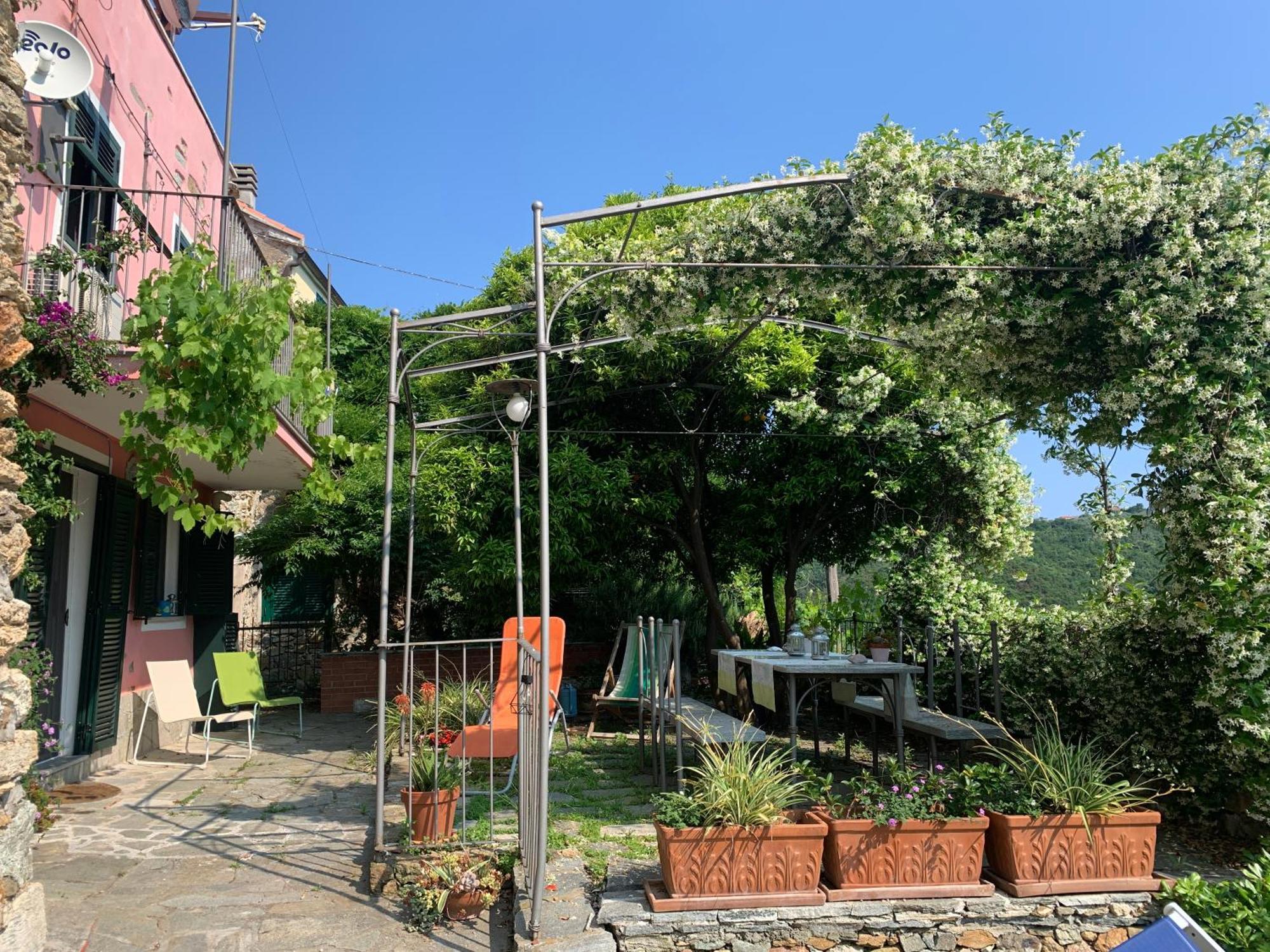 La Casa Di Sandra A Noli Villa ภายนอก รูปภาพ